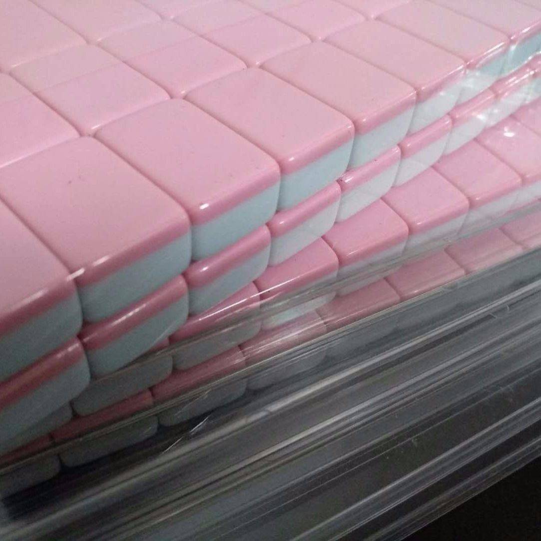 24mm pink + bags + tablecloth + ruler